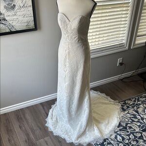 NEW - Stella York White Lace Wedding Dress